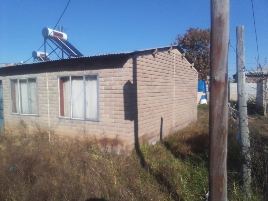 2 Bedroom Property for Sale in Motse Khotso Taole Free State